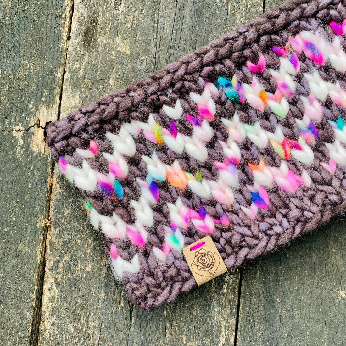 Whoa! It's been a minute. SUPER Find Your Way earwarmer pattern!