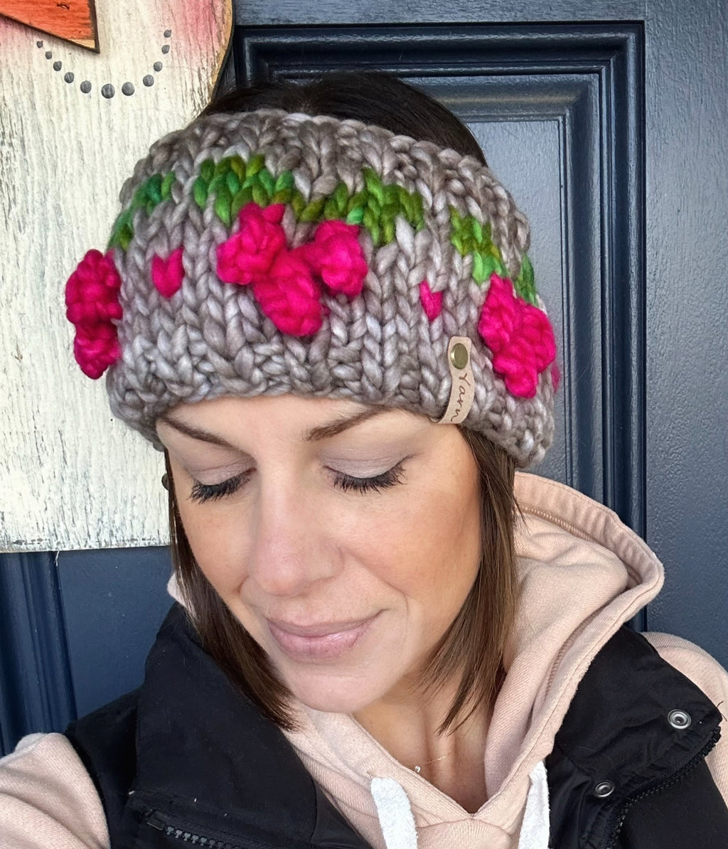 The Jingleberry Earwarmer digital knitting super bulky holiday PATTERN