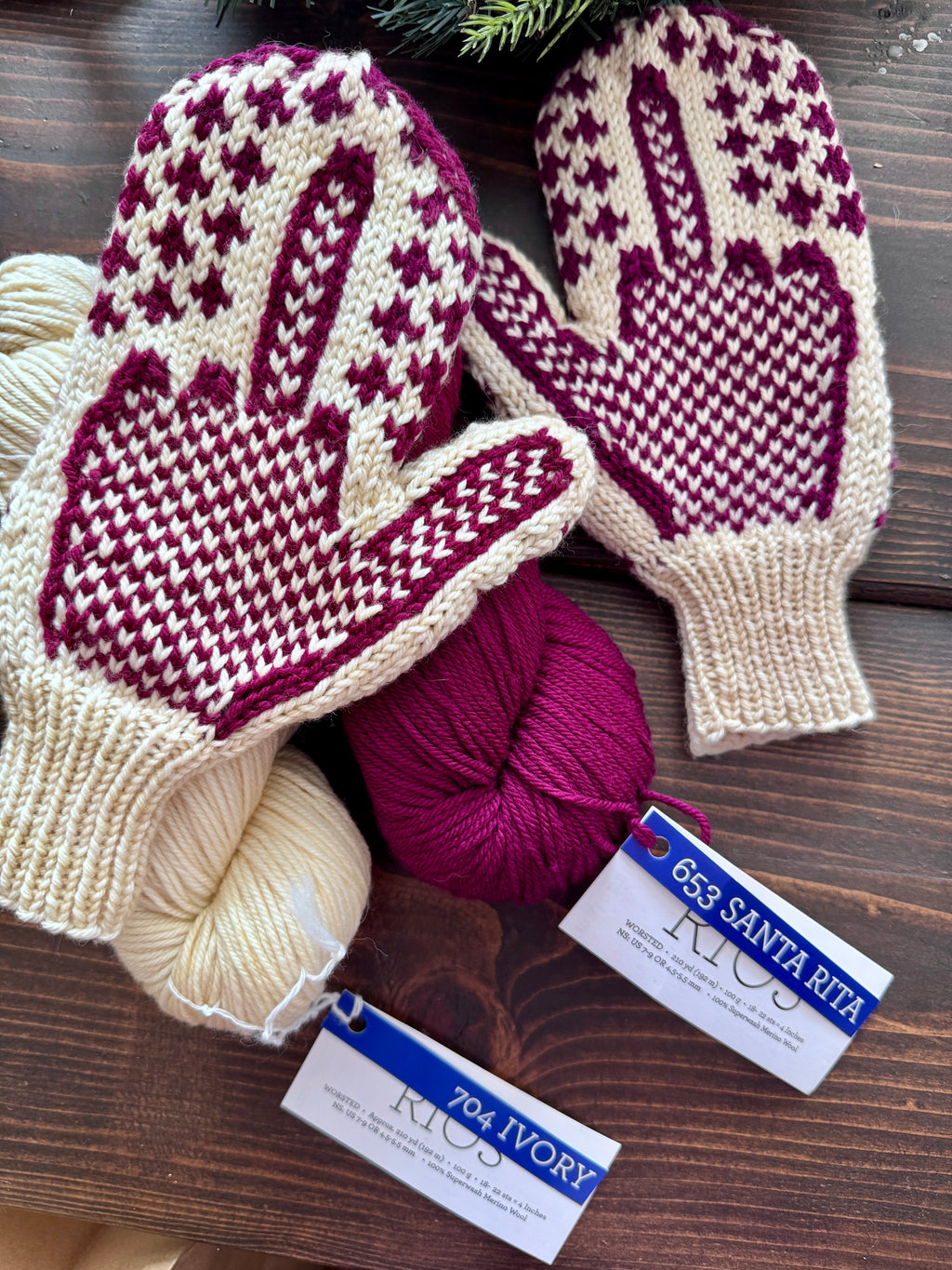 Malabrigo Rios Angry Mittens KNITTING YARN KIT worsted weight 3 ivory santa rita