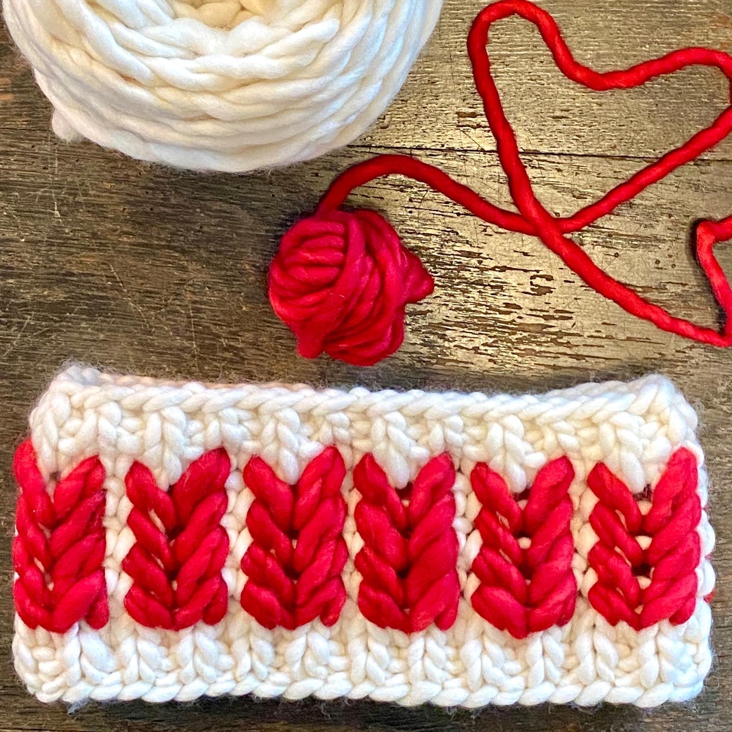 The Heartbreaker Earwarmer with bonus coffee cozy digital knitting super bulky PATTERN