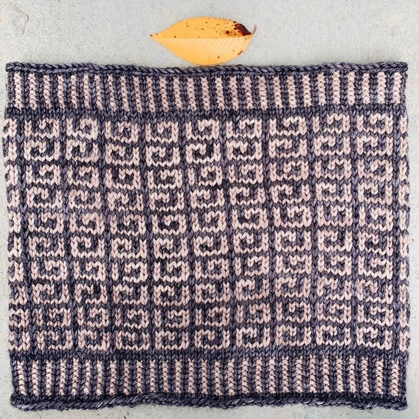 The Curlicue Cowl Knitting PATTERN mosaic colorwork