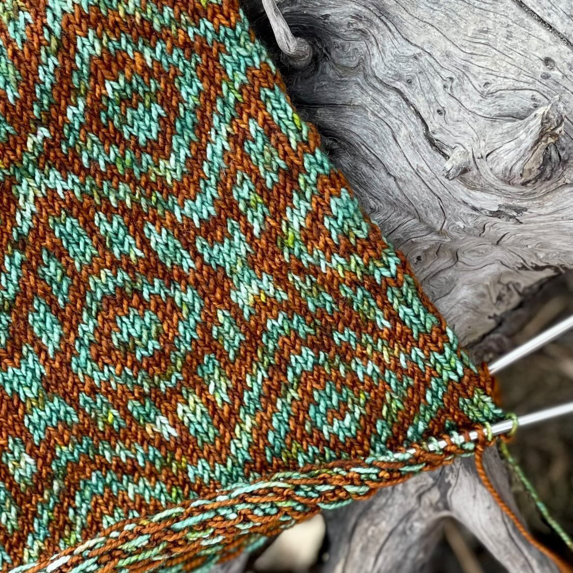 Eye in the Sky Cowl Knitting PATTERN colorwork fair isle