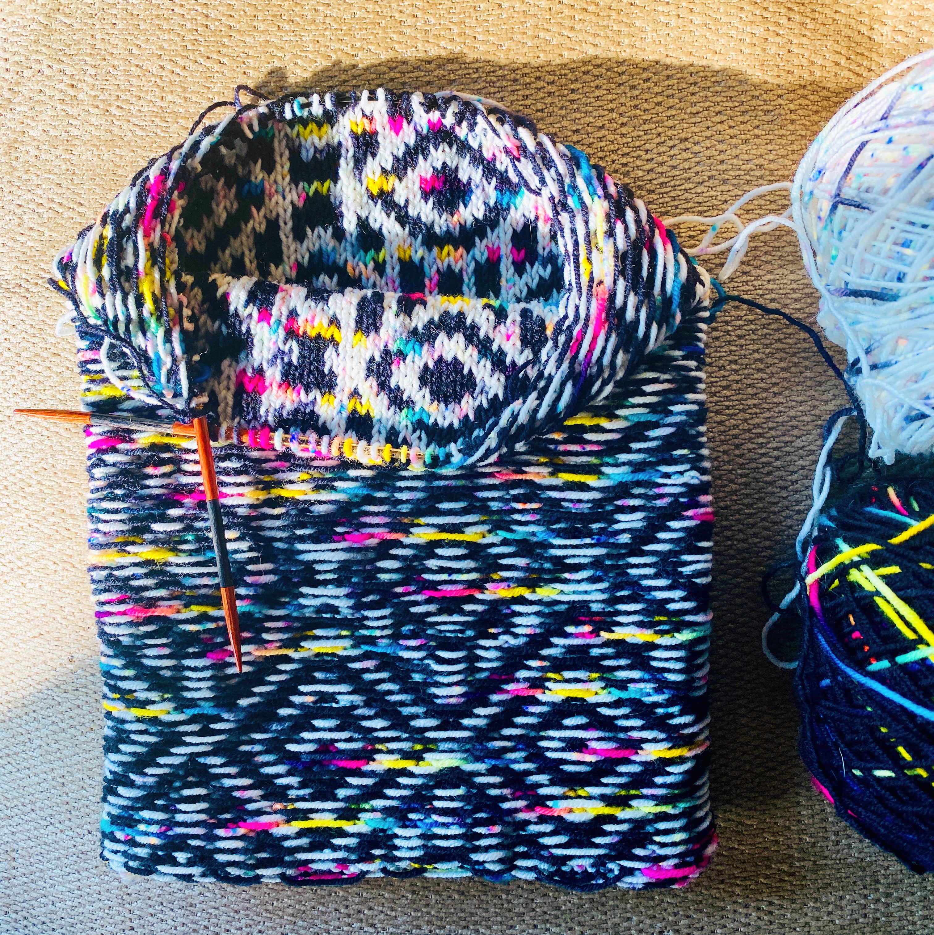 Eye in the Sky Cowl Knitting PATTERN colorwork fair isle