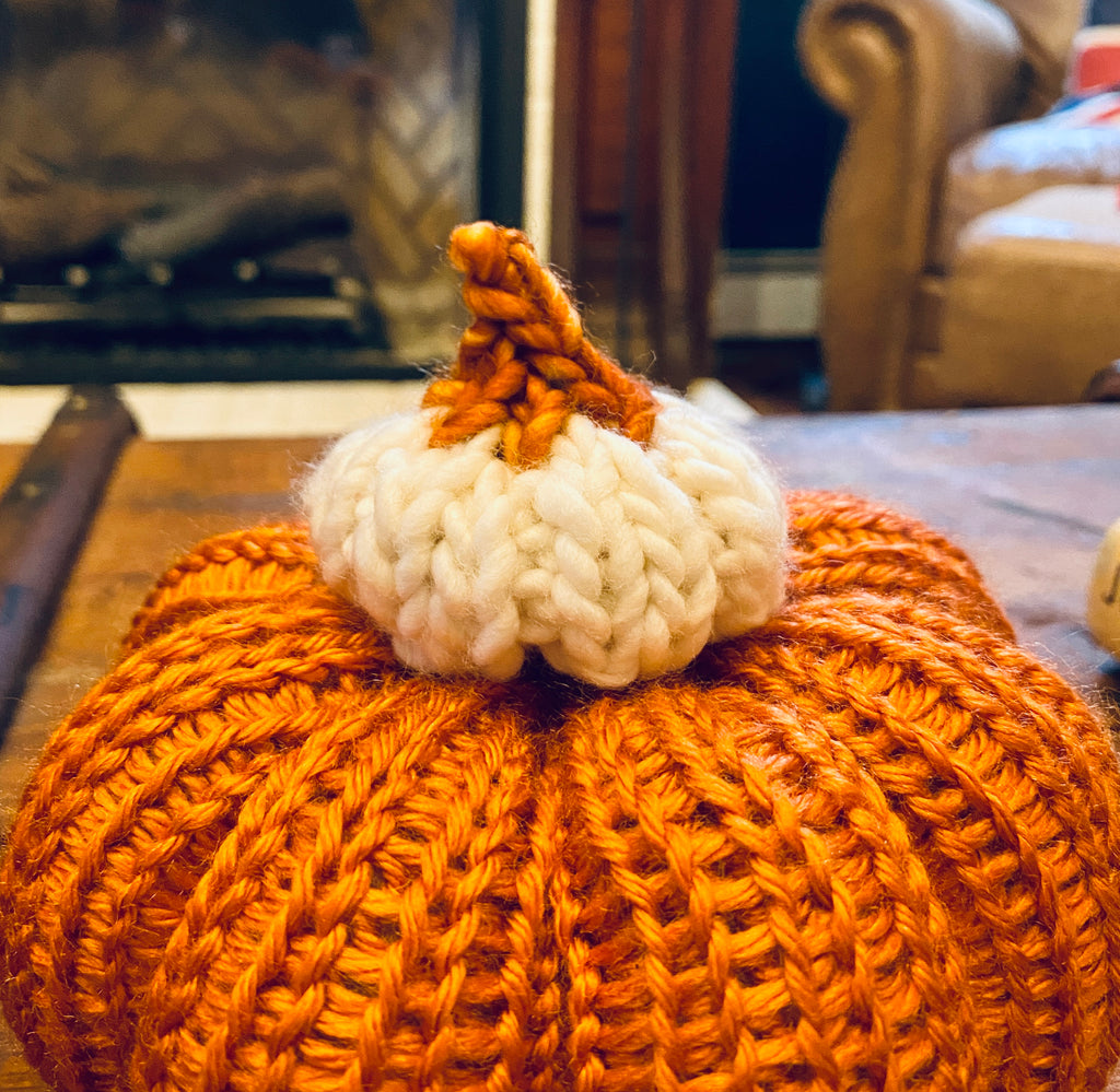 Heirloom Pumpkin Bitties KNITTING PATTERN fun stash buster holiday fall decor winter cute