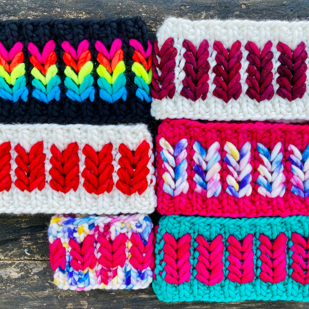 The Heartbreaker Earwarmer with bonus coffee cozy digital knitting super bulky PATTERN