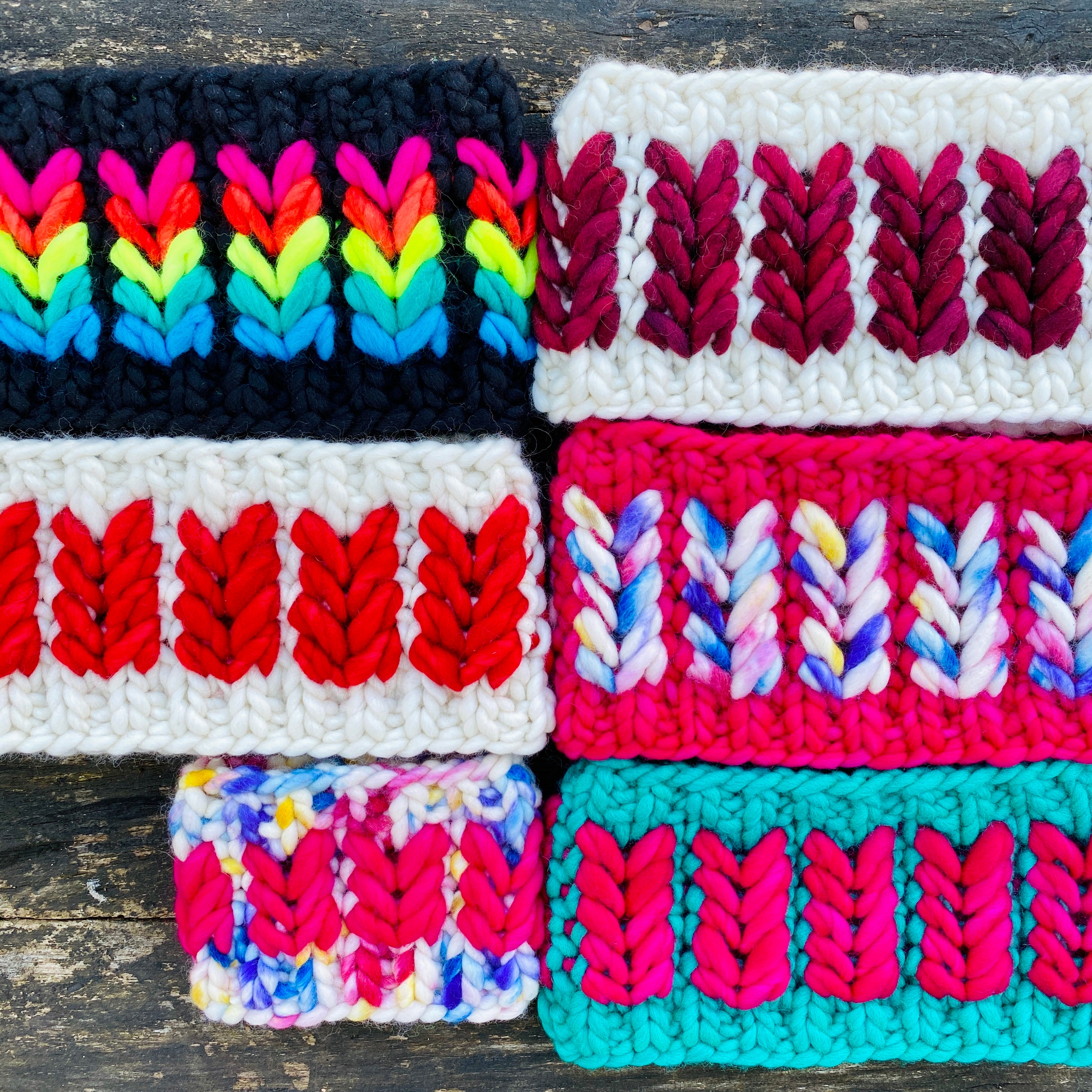 The Heartbreaker Earwarmer with bonus coffee cozy digital knitting super bulky PATTERN