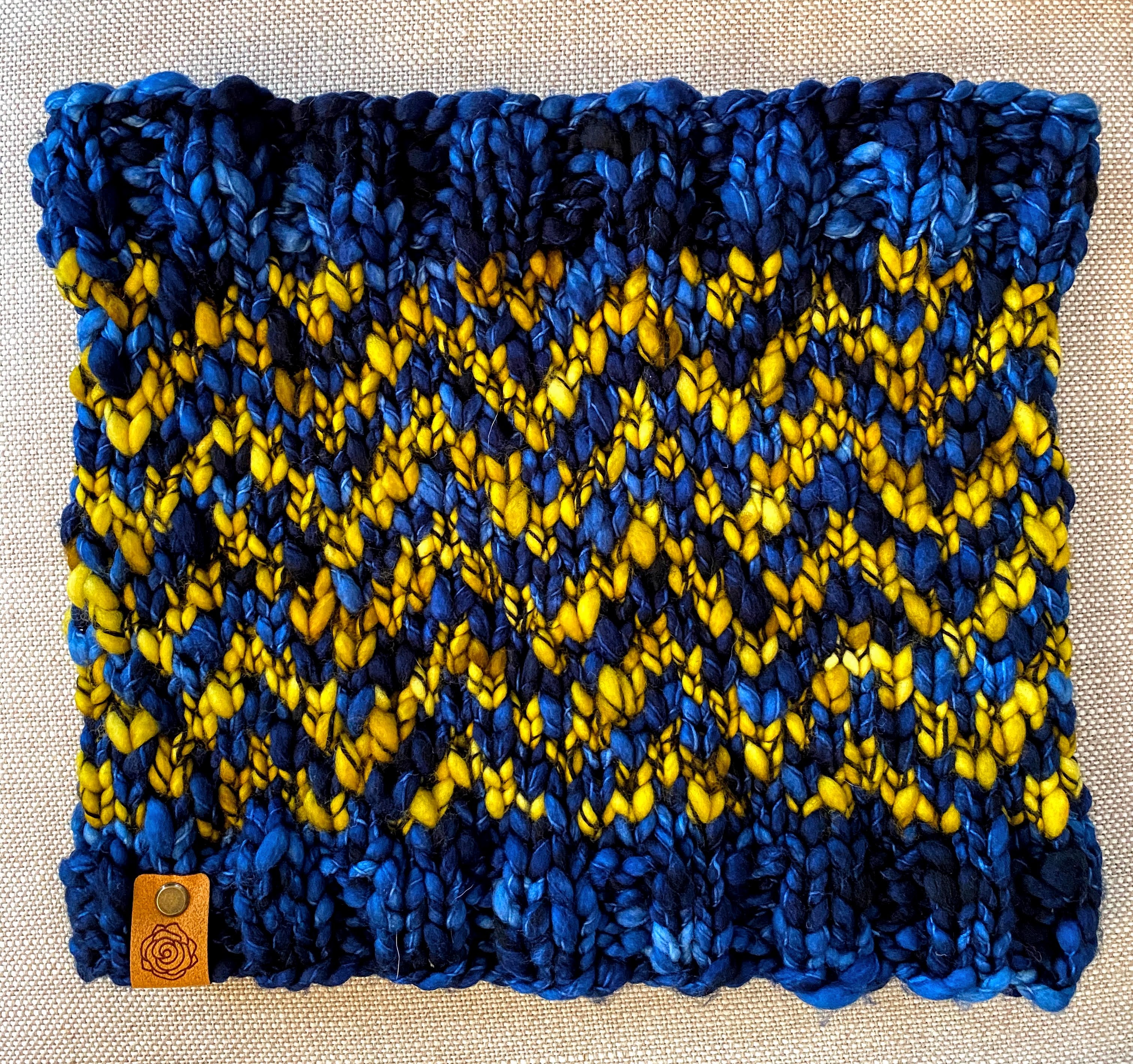 SUPER Find Your Way Cowl super bulky knitting PATTERN