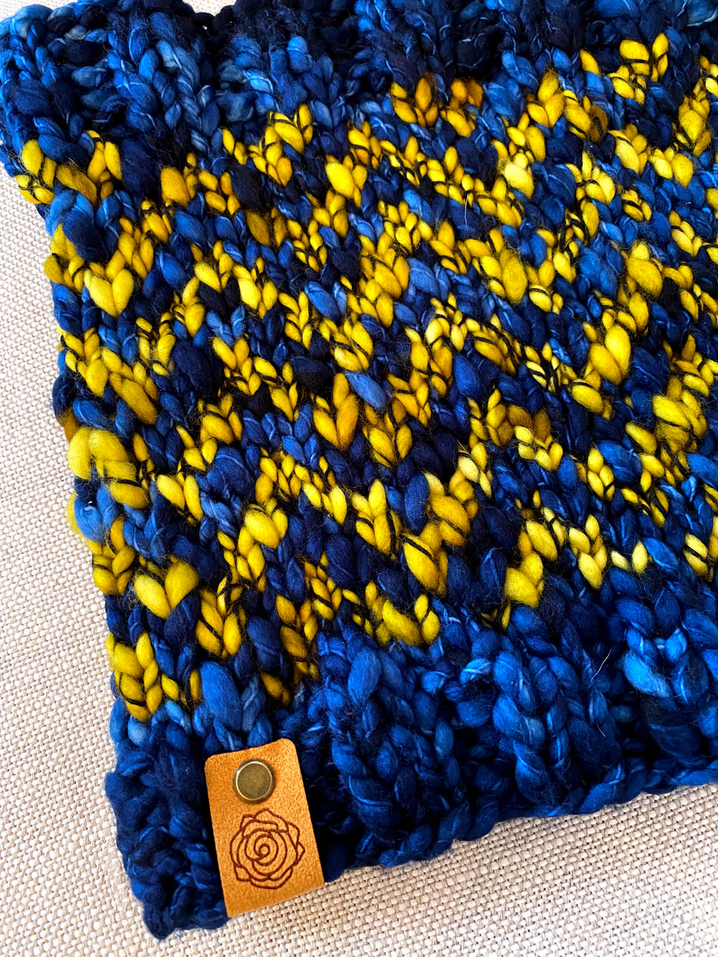 SUPER Find Your Way Cowl super bulky knitting PATTERN